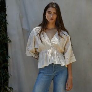 By Together Melia Top Color Cream Size Small